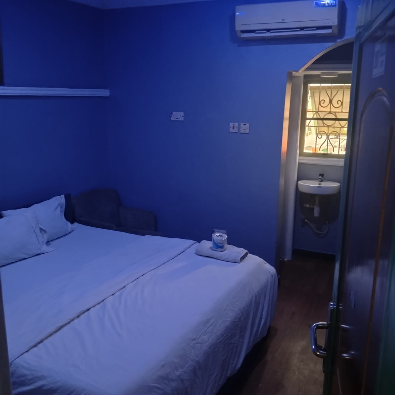 /web/uploads/116/Voyage Inn & Bar Hotels/room-photos/Single Room/voyage2.jpg